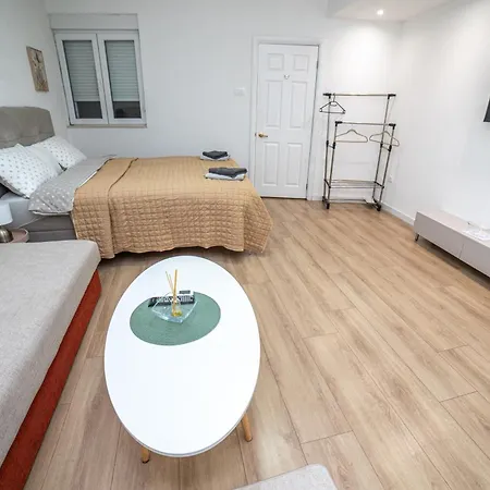 Skrivan Apartment